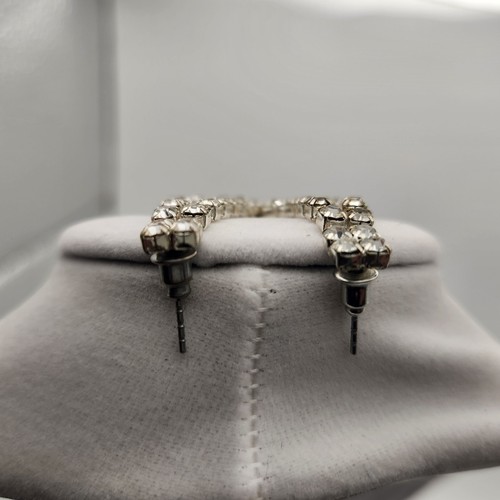 Vintage Clear Crystal Dangle Earrings On Silver Colored Backing - Picture 3 of 7