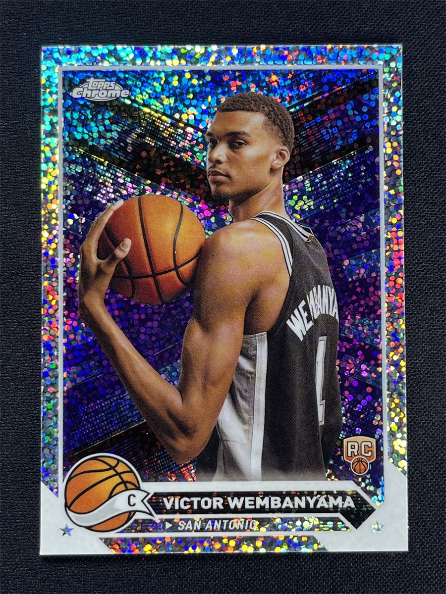 2023-24 Topps Chrome Victor Wembanyama #1 Sparkle Refractor Rookie RC /299