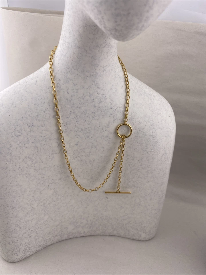 Chocker de ley enchapado en oro delicado de A&M Foto 2 de 4