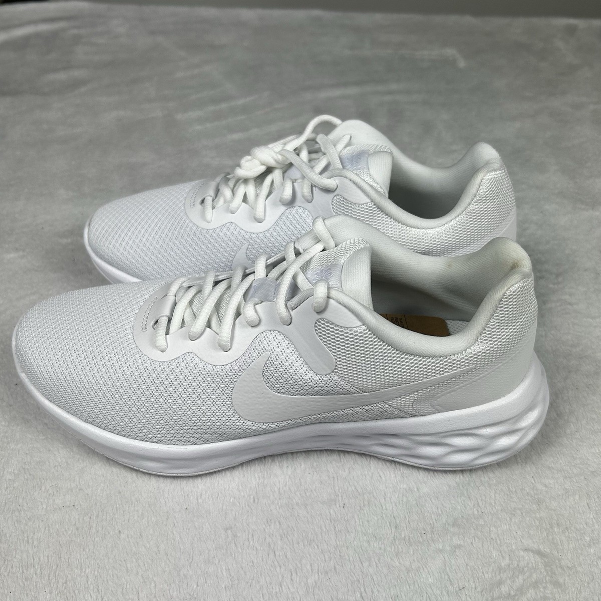Nike Men\'s Revolution 5 Flyease Running Shoe, White, 9 Nike Revolution 6 Men main image 4