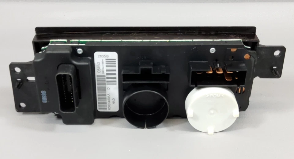 Unidad de control de calefacción de aire acondicionado HVAC montada en el tablero para 05-06 Chrysler Pacifica 05005460AA Foto 4 de 4
