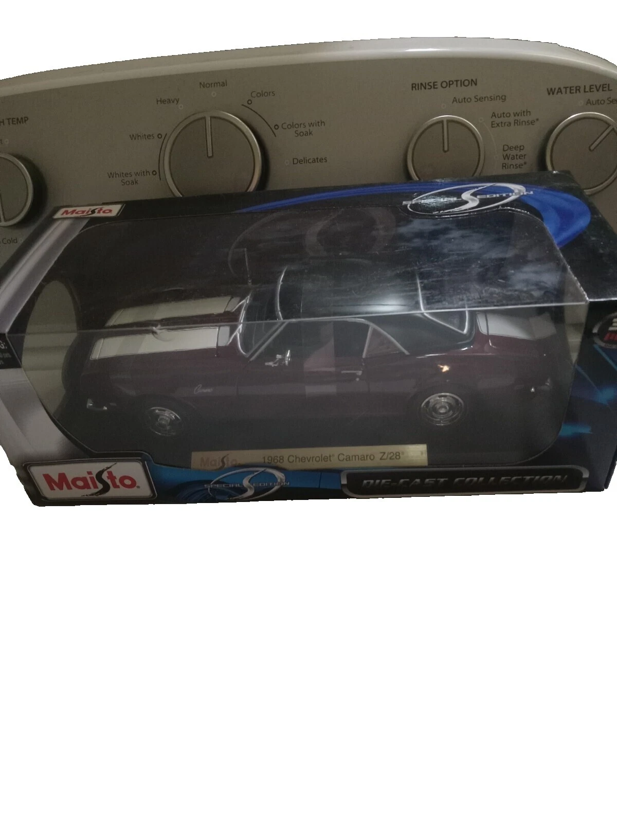 Maisto Chevrolet 1:8 Scale Diecast & Toy Vehicles