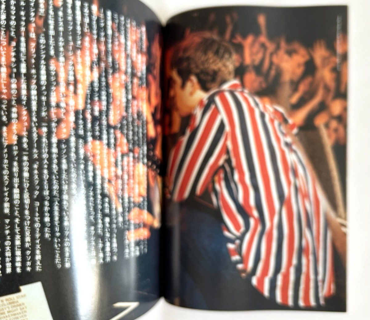OASIS lot of 2 ROCKIN'ON MAGAZINE JAPAN May-1996 & Oct-1997 OASIS lot of 2 ROCKIN'ON MAGAZINE JAPAN May-1996 & Oct-1997