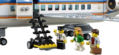 LEGO 60104 City Airport Passenger Terminal Discontinued 2016 New