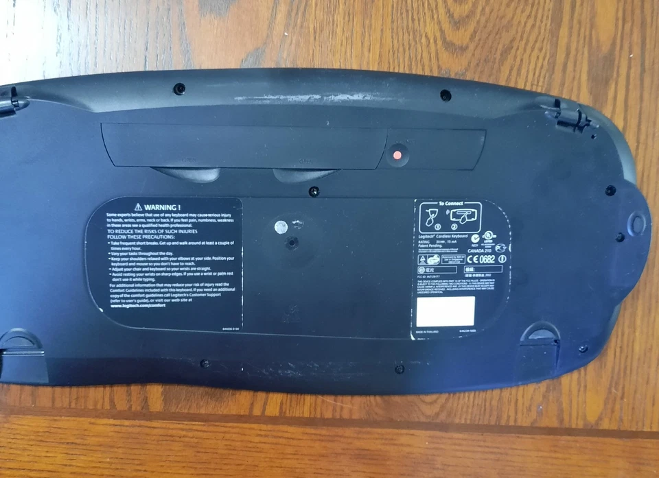 LOGITECH black cordless Y-RJ20 pre-owned Keyboard , no receiver untested. - Image 2 of 4