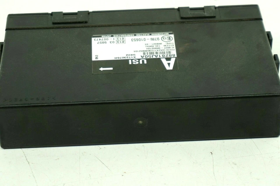 Subaru Outback 3.6R 2010 bloqueo antirrobo módulo de control informático integrado OEM Foto 3 de 4