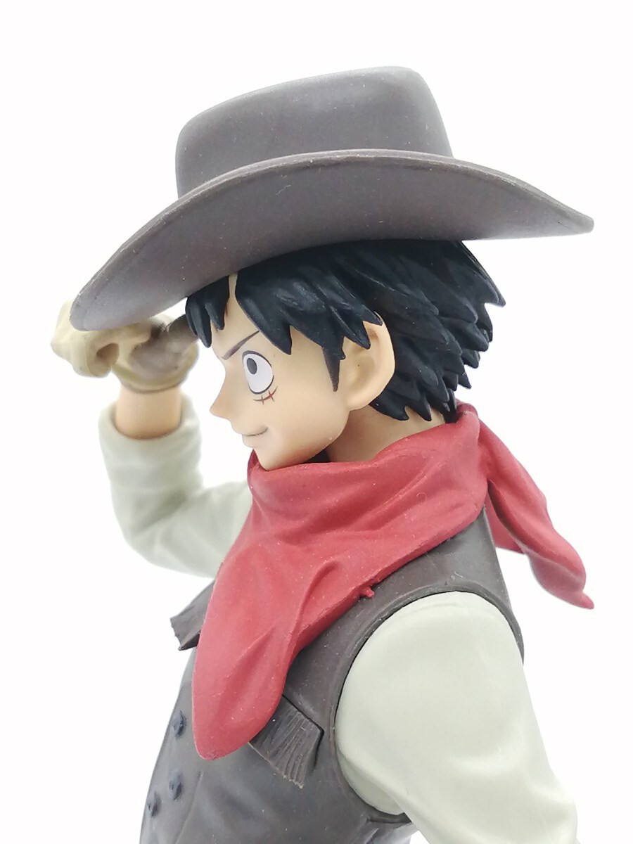 One Piece Cruise World Journey Vol. 1 Monkey d. Luffy Banpresto em