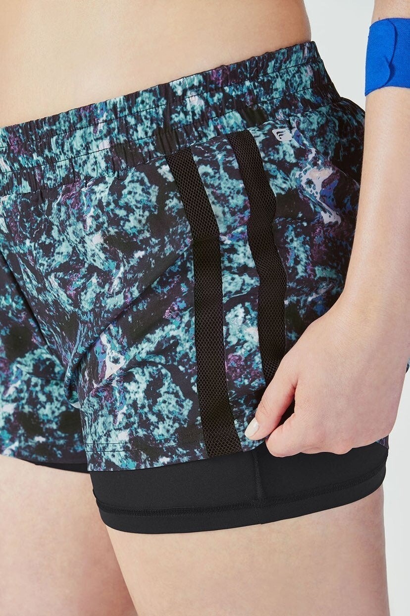 Fabletics Double Short shorts Medium - image 6