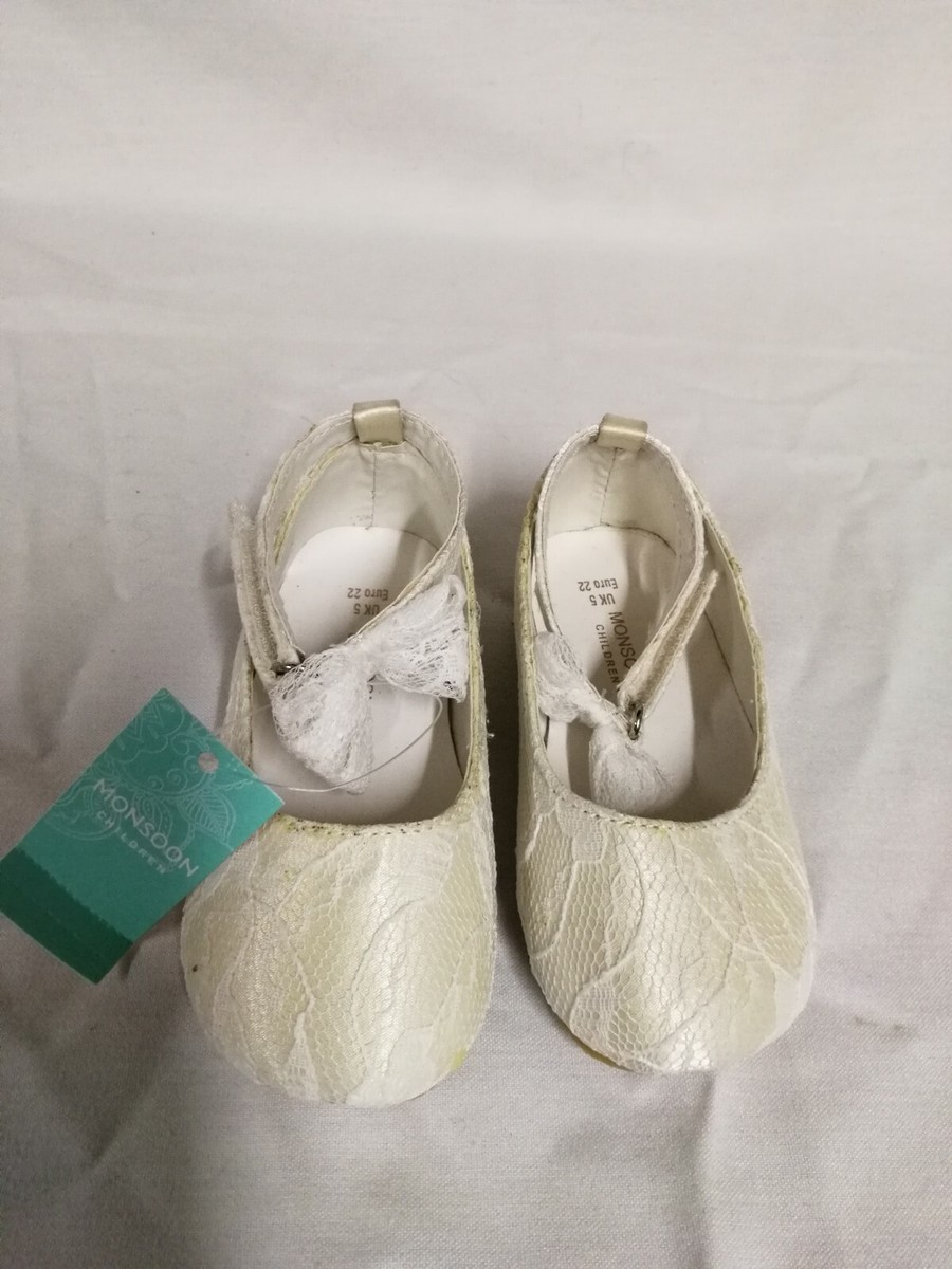 Monsoon Children's Flower Girl Shoes Ivory With Lace Overlay Size