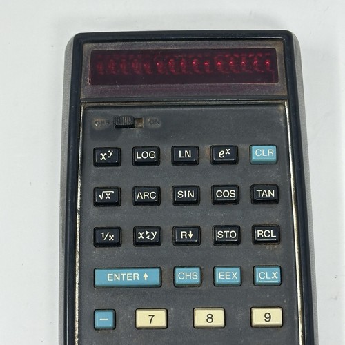 Calcolatrice Hewlett Packard HP 35 con custodia e manuale non testata - Foto 3 di 20