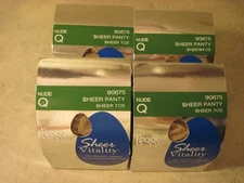 4 Pair Size Queen / Q L'eggs Leggs Sheer Vitality Sheer to Waist Nude Pantyhose