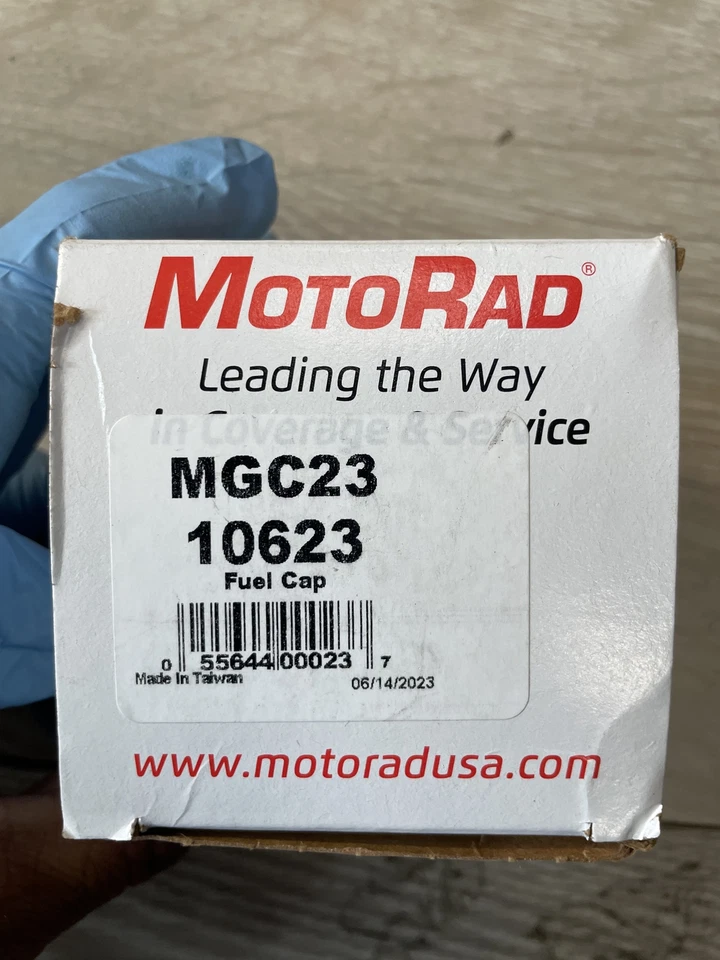 Tapa del tanque de combustible Tapa de gasolina OE Equivalente Tapa de combustible Cromo Vintage STANT Motorad 10623 Foto 2 de 3