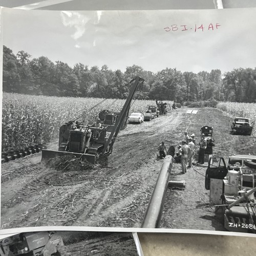 8 1950s Texas International Harvester 8x10 Photos Building Pipeline Original - Picture 7 of 16