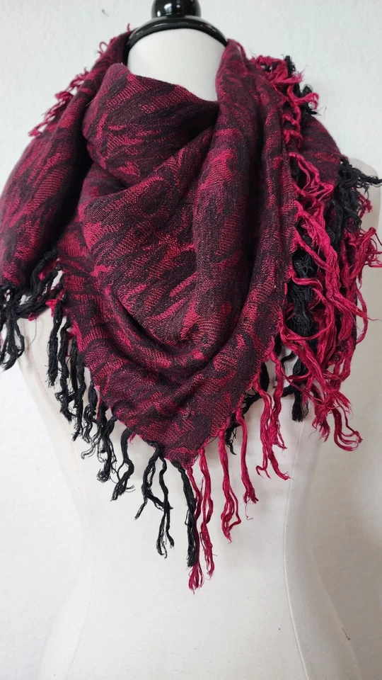 Anthropologie Bufanda Cuadrada Negra Borgoña Floral Flecos Boho Campesino Foto 2 de 4