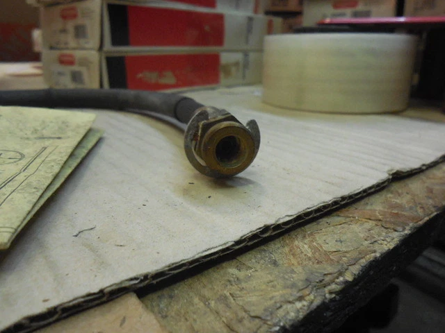 Manguera de freno delantera Mercury Grand Marquis 78-79 31-98941 #2 G184 Foto 4 de 4