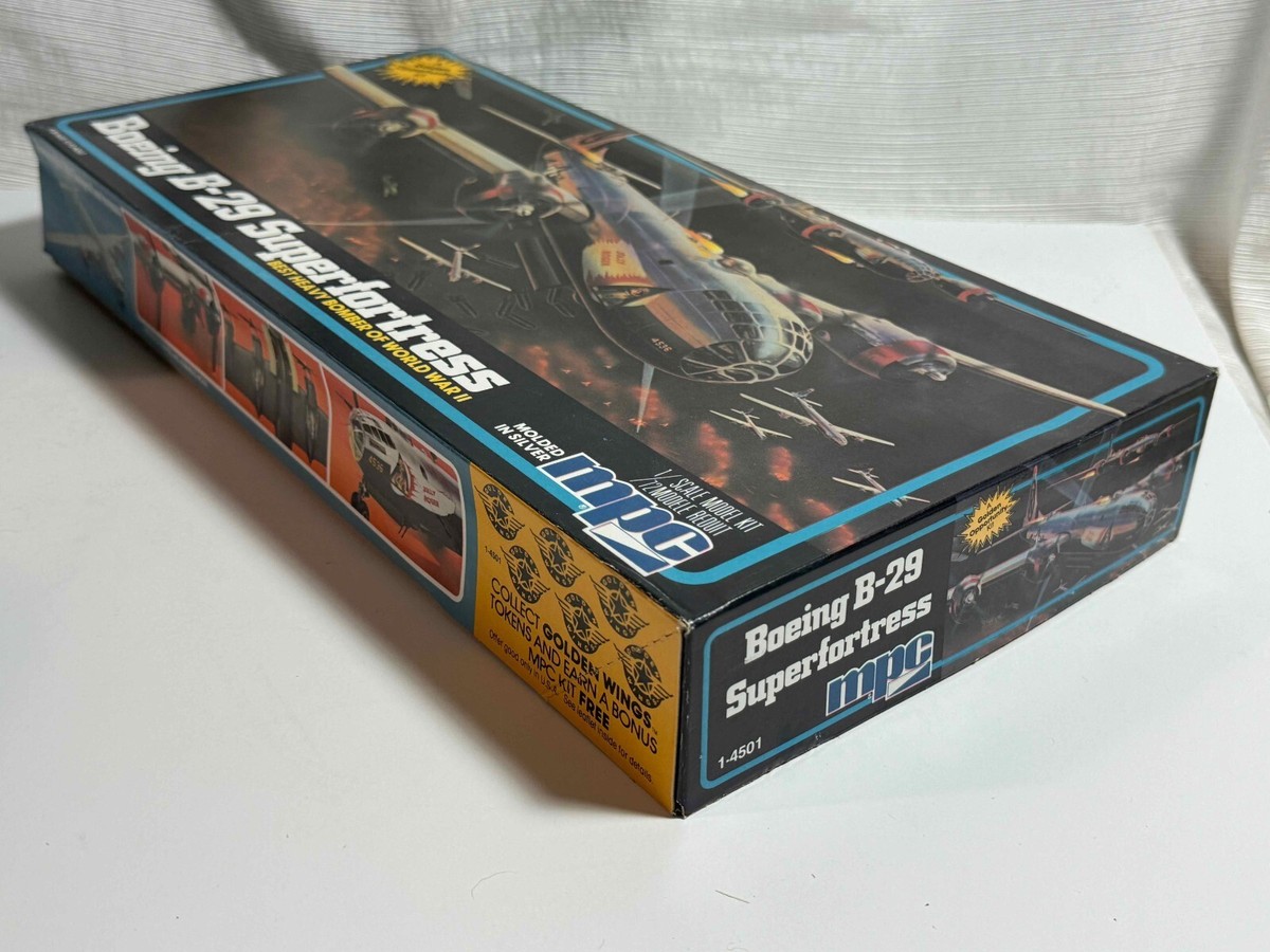 BOEING Bー29A SUPERFORTRESS 1/72スケール Boeing B29 Superfortress WWII airplane model kit MPC in box 1/72