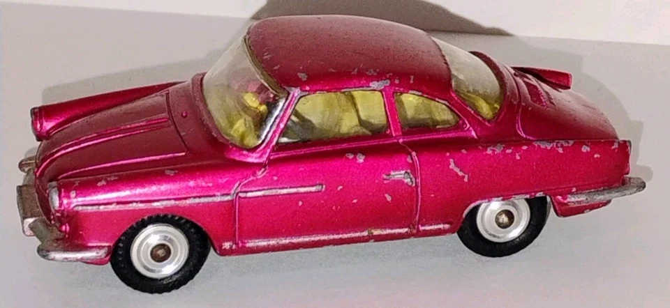 Vintage Corgi Toys NSU Sport-Prinz Mulberry Purple Great Britain 1962 Car Toy (C - Image 3 of 4