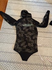 2 Piece Neoprene Wetsuit Hooded Long Sleeve Camouflage Scuba Diving Suit