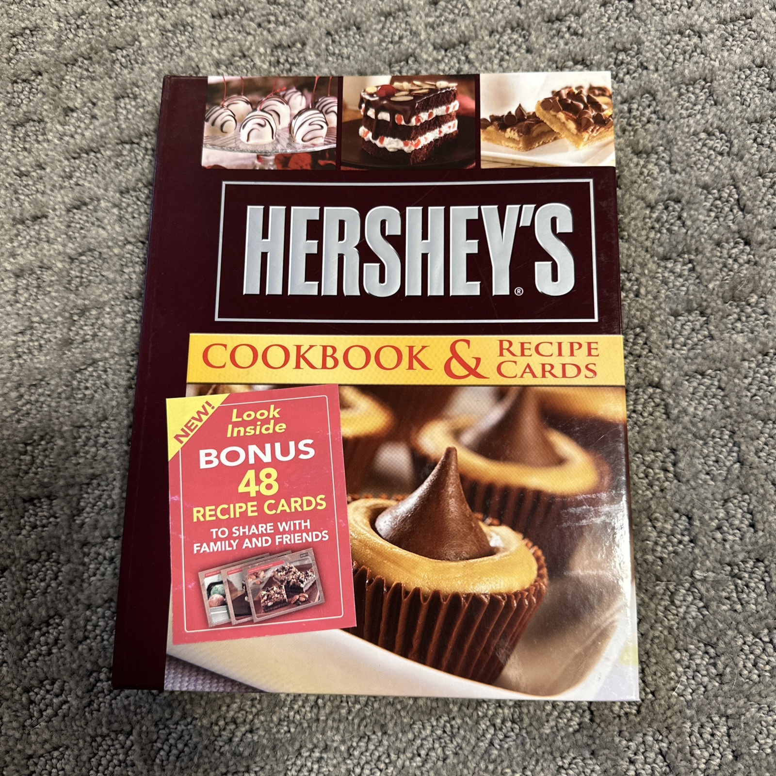 Hersheys Recipe Cookbook Spiral Bound 2009 by Publications International Ltd
