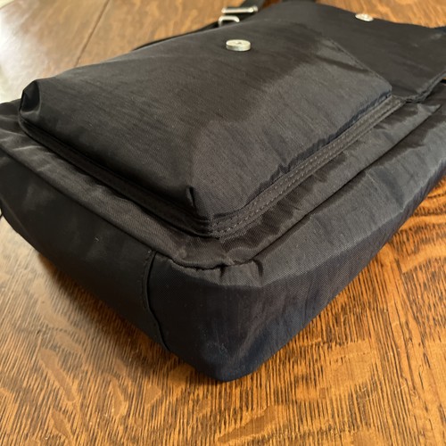 Baggallini Black Med Pocket Town Crossbody Bag 10x8x3 Zip Snap Pockets Adj Strap - Picture 7 of 15