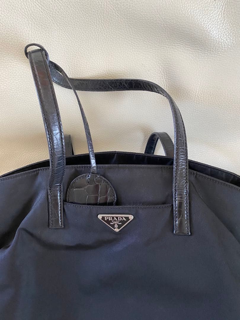 PRADA Black Shoulder Bag thumbnail 4