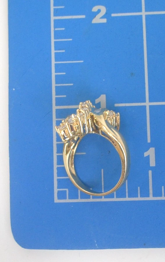 Vintage 14k Yellow Gold Diamond Swirl Ring 1.5ct TW Baguettes and Round Size 5 - Image 4 of 4