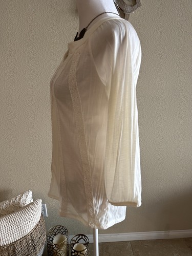 Size M Sag Harbor Knit Top Solid Ivory Croqueted-Lace 3/4 Sleeve 100% Poly Tunic - Picture 2 of 8