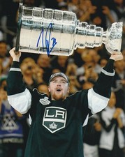 TANNER PEARSON SIGNED LOS ANGELES KINGS 8X10 PHOTO VANCOUVER CANUCKS TANNER PEARSON SIGNED LOS ANGELES KINGS 8X10 PHOTO VANCOUVER CANUCKS