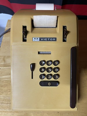 Cash Register, Adding Machines - Vintage Victor Adding Machine