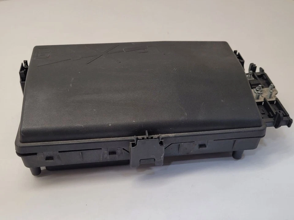 2014-2016 BUICK LACROSSE Fuse Box Engine Hybrid 90767240 14-16 Foto 4 de 4