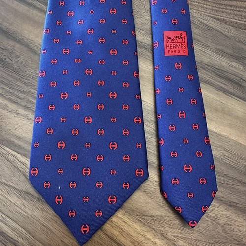 Elegante Hermes H Scintillant Seidenkrawatte - dunkelblau mit roten Logo-Akzenten top - Bild 1 von 10