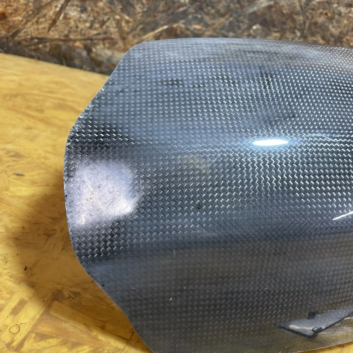 DUCATI 996S OEM CARBON FIBRE REAR HUGGER CHAINGUARD 748 916 998
