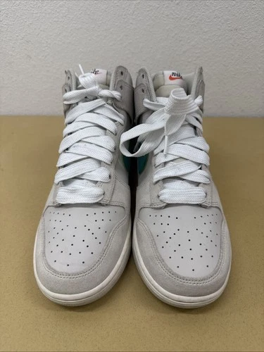 Size 10 - Nike Dunk SE High First Use Pack - Green Noise