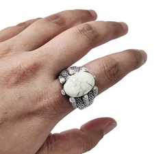 NATURAL WHITE TURQUOISE / HOWLITE BIRTH 925 STERLING SILVER HEAVY MENS RING
