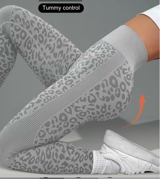 Pantalones de yoga para mujer con estampado de leopardo - Leggings de entrenamiento antideslizantes con cintura elástica Foto 3 de 4