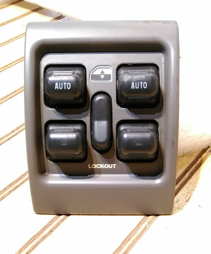 Picture 4 of 5