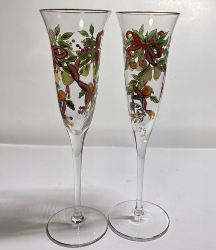 Royal Danube Christmas Garland Trumpet Champagne Glasses Set of 2 - Picture 2 of 5