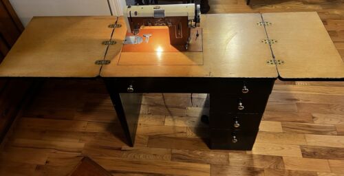 Vintage Sears Kenmore Sewing Machine 117-840 With cabinet & accessories.