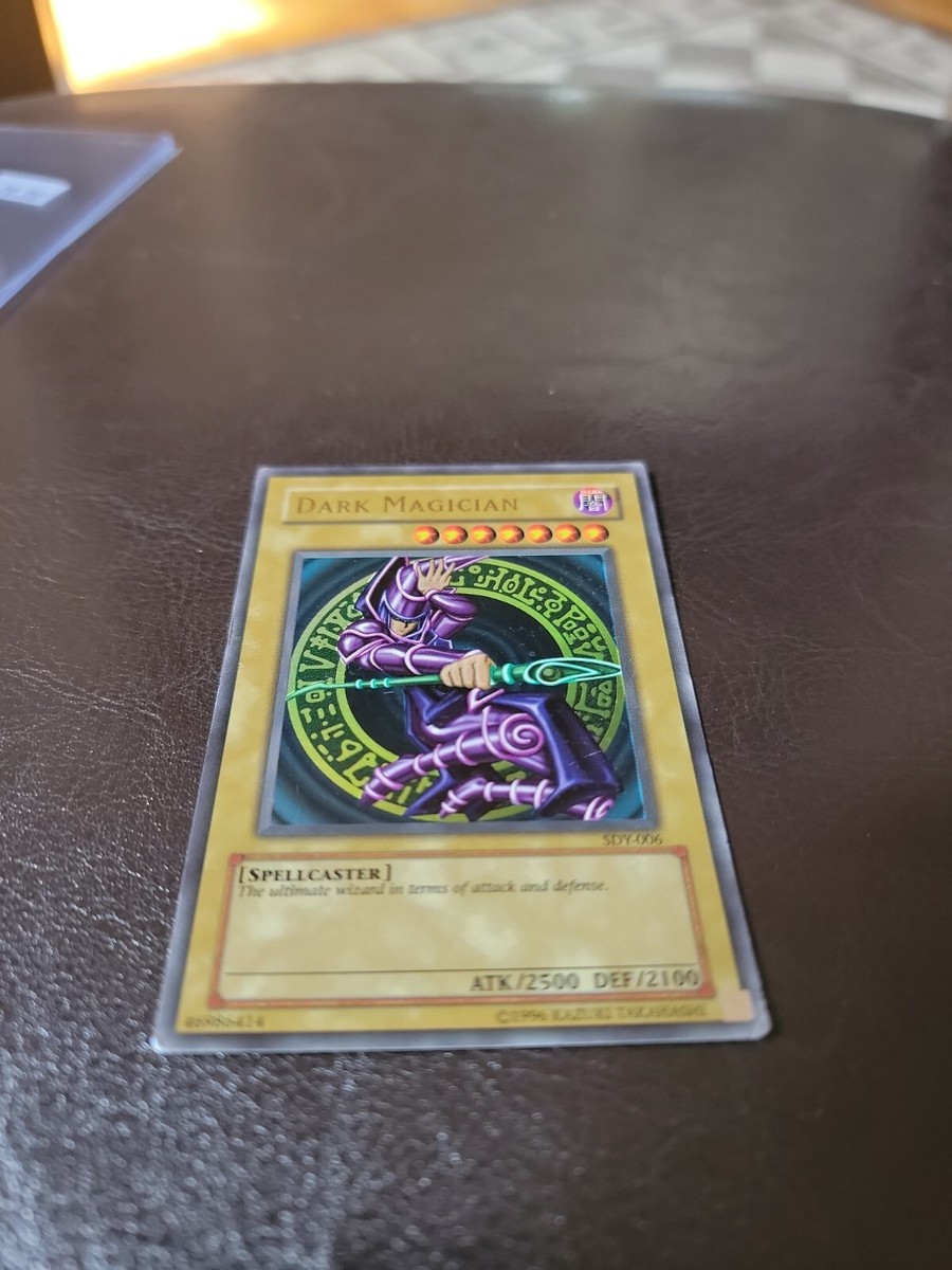 YuGiOh Dark Magician Holo #SDY-006 LP Condition OC122 | eBay