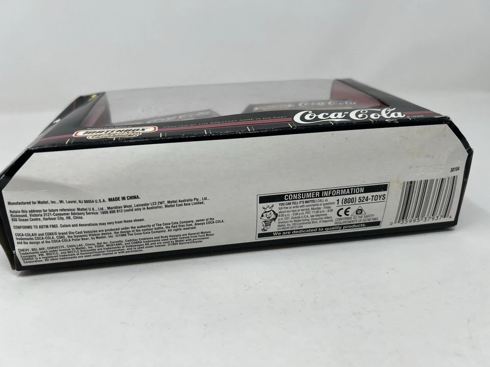 Matchbox 1:64 scale Coca-Cola series 1962 VW Beetle & 1998 VW Concept 1 Coke - Image 3 of 3