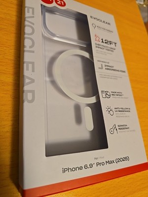 Tech21 Evo Clear Case for iPhone 17 Pro Max  6.9''  Clear 