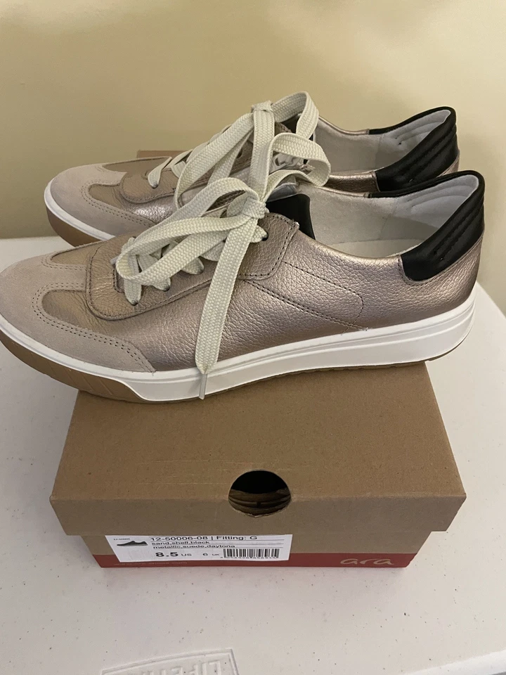 Zapatilla deportiva para mujer ARA Rhodes arena metálica/concha/cuero negro 8,5 M-como nueva con caja Foto 3 de 4