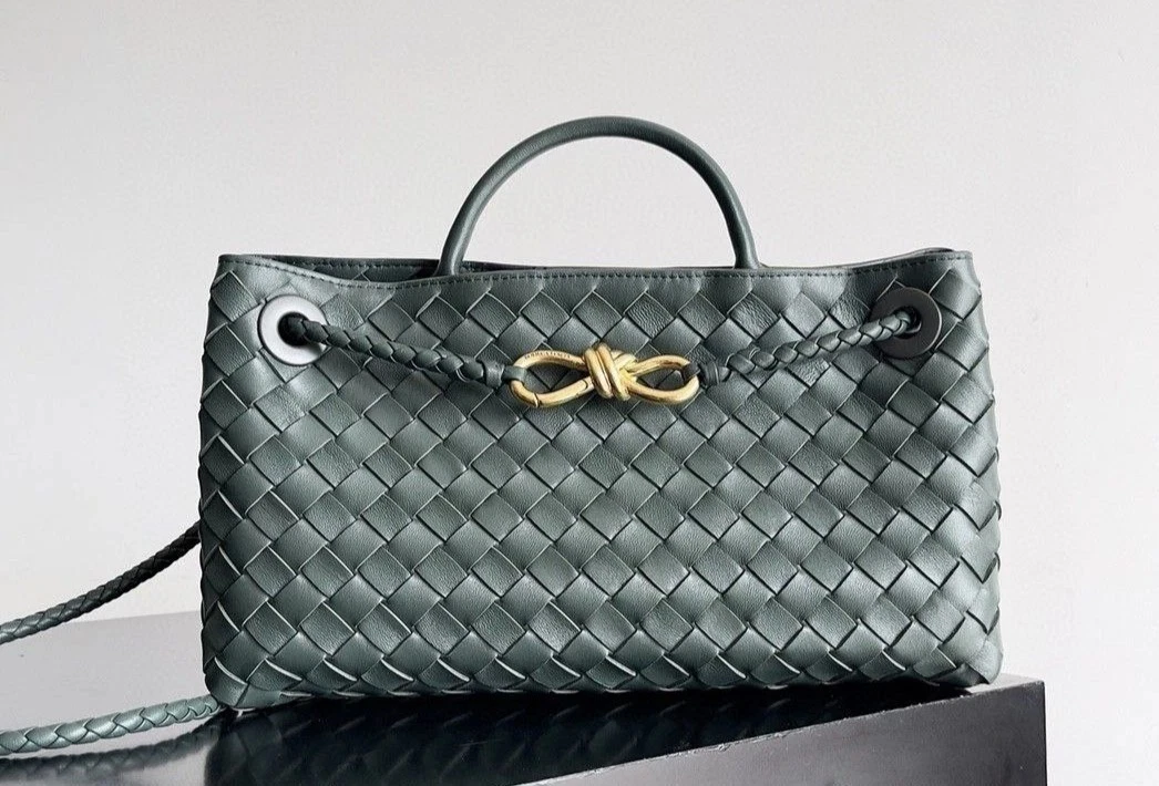 Bottega Veneta — Bottega Veneta Andiamo East-West Bag in Thunder Intrecciato Leather, 29*18*10