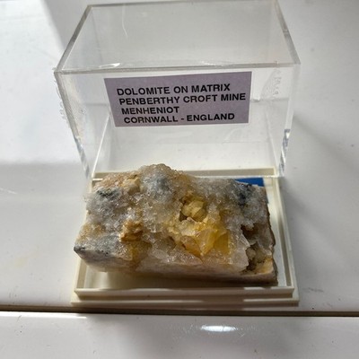 DOLOMIT AUF MATRIX - PENBERTHY CROFT MINE, MENHENIOT, CORNWALL, ENGLAND 45g MF31