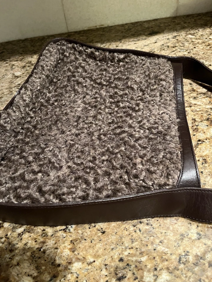 Bolso de cuero y cordero persa MAXX New York para mujer Foto 2 de 4