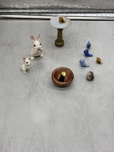 Hagen Renaker Rabbits/Birds/Nest/Hungry Baby 11 Pc Miniatures