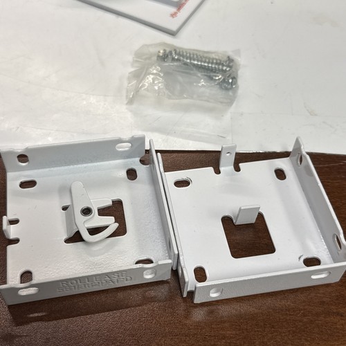 RollEase R-Series RB362RTNW  R8 Fascia Bracket - (Lot of 3) - Picture 1 of 4