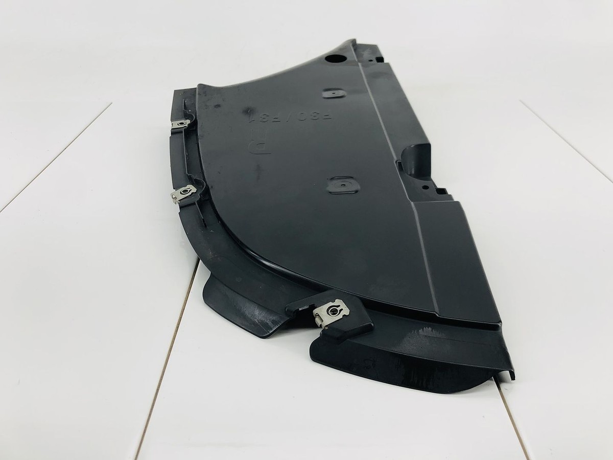 13-18 BMW 320I F30 REAR RIGHT SIDE UNDER BODY FLOOR PANEL SHIELD
