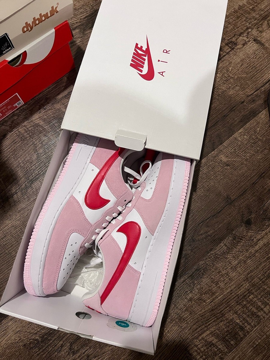 Size 12.5 - Nike Air Force 1 '07 QS Low Valentine's Day Love Size 12.5 - Nike Air Force 1 '07 QS Low Valentine's Day Love