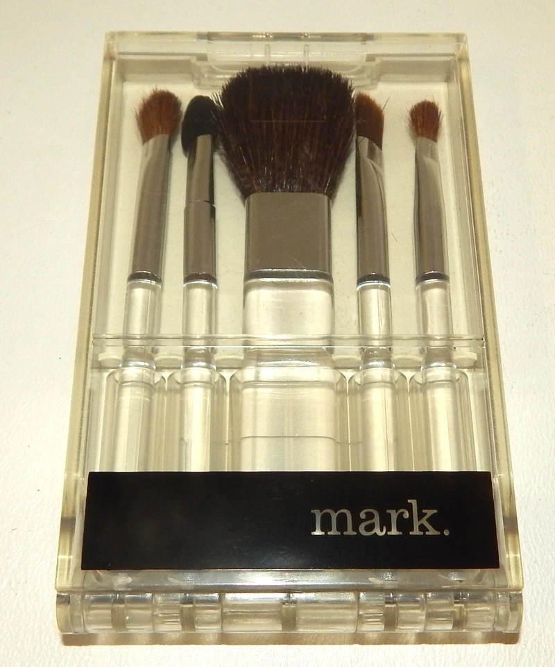 Mark от Avon — набор из 6 кистей для макияжа — как новые в коробке - Изображение 2 из 2